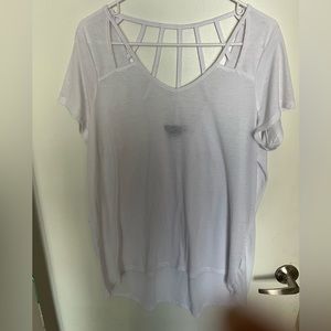 White t-shirt with cute lattice back